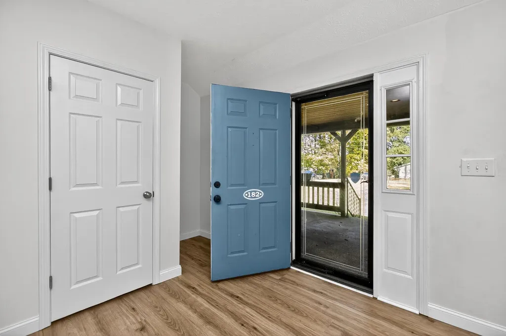 182 Sunrise Shores Harrodsburg KY 40330