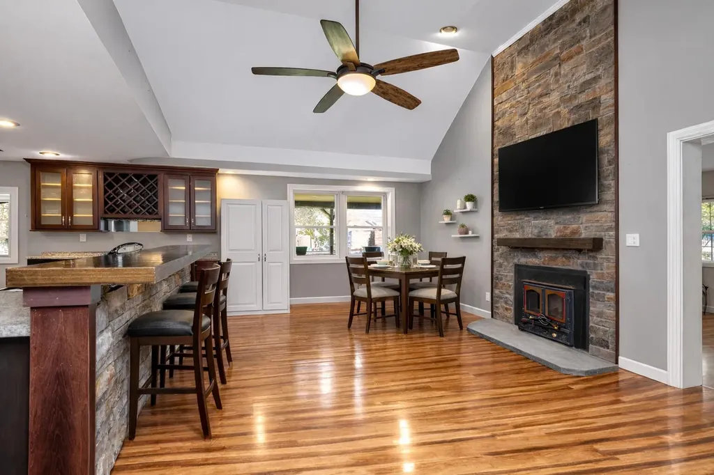 182 Sunrise Shores Harrodsburg KY 40330