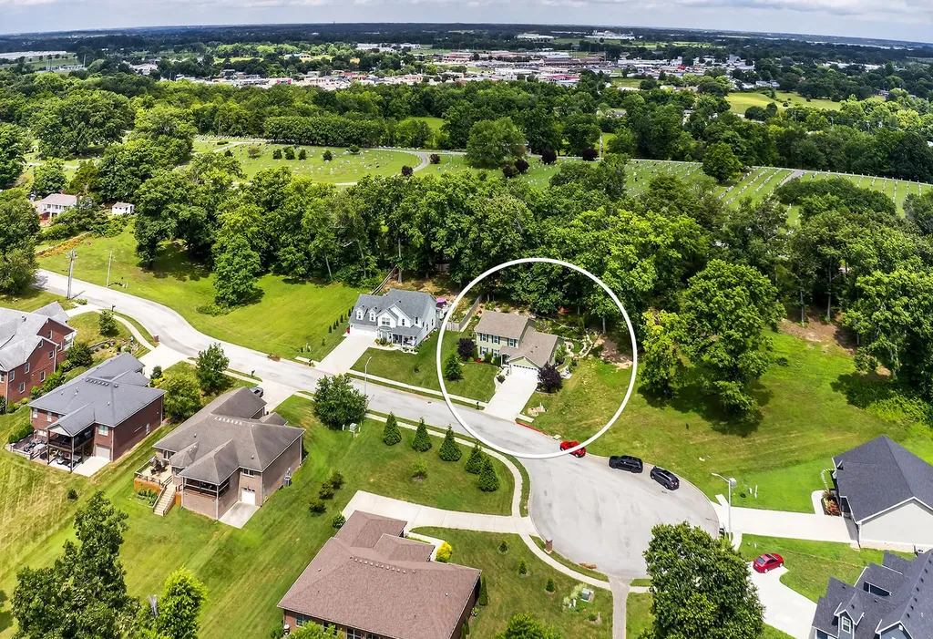 171 Lorraine Court Berea KY 40403