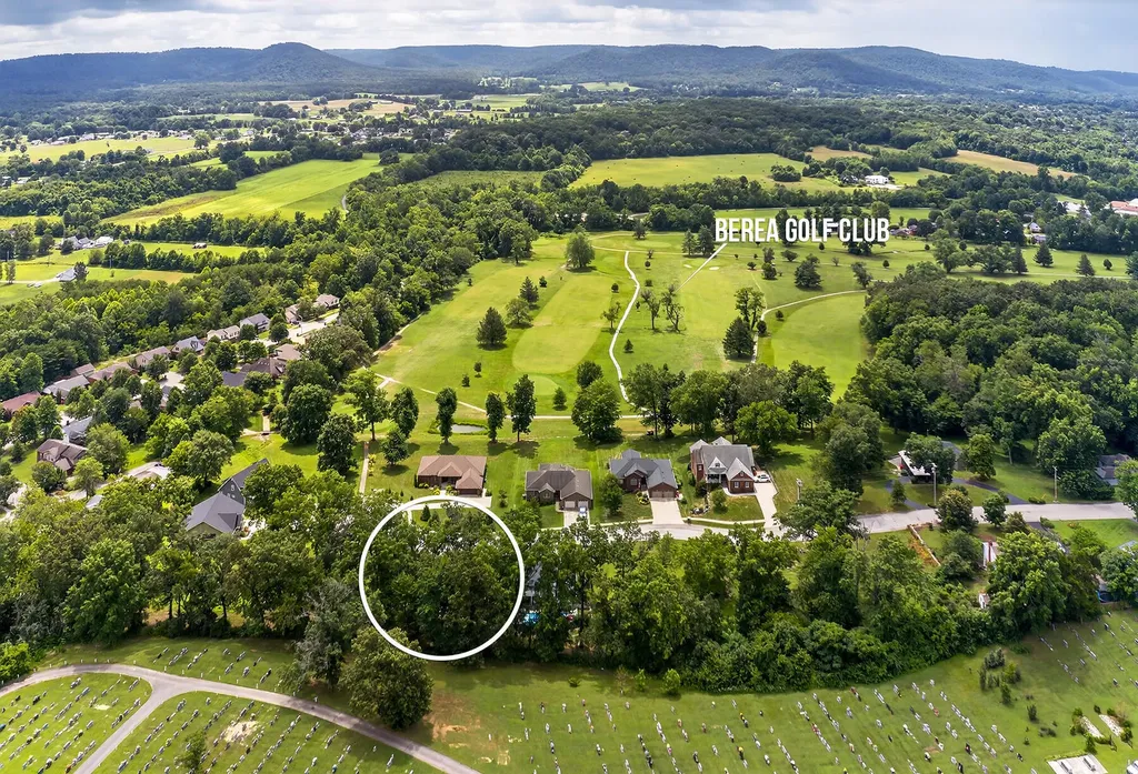 171 Lorraine Court Berea KY 40403