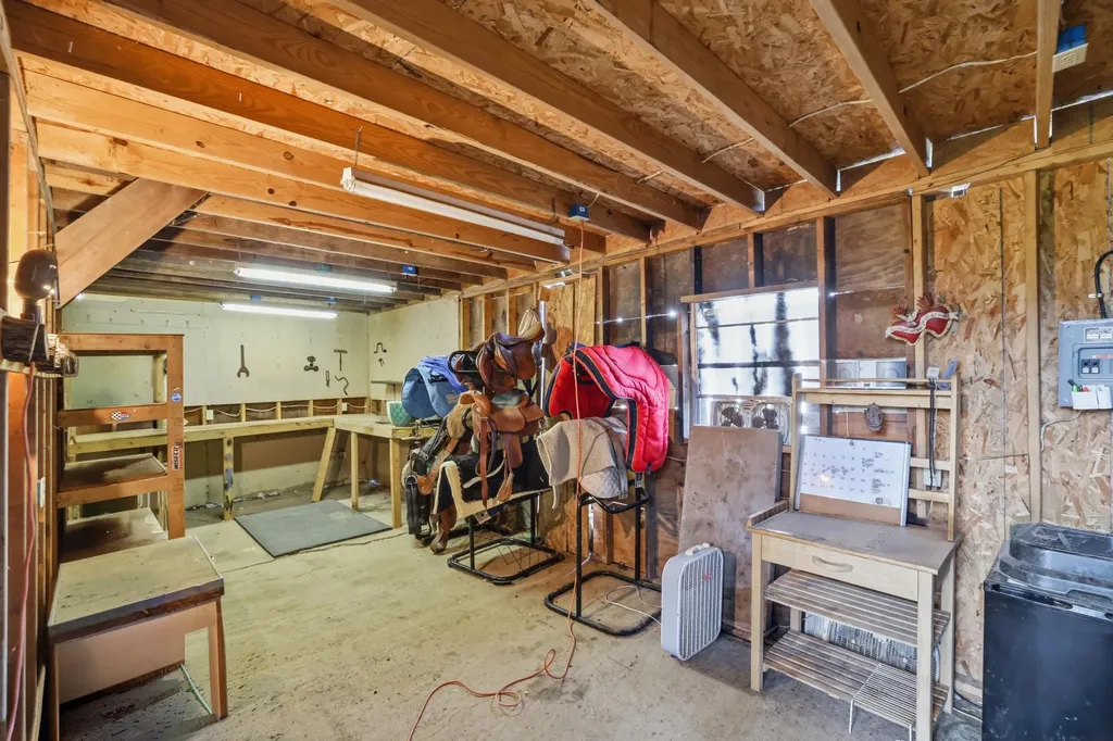 235 Lakewood Nicholasville KY 40356
