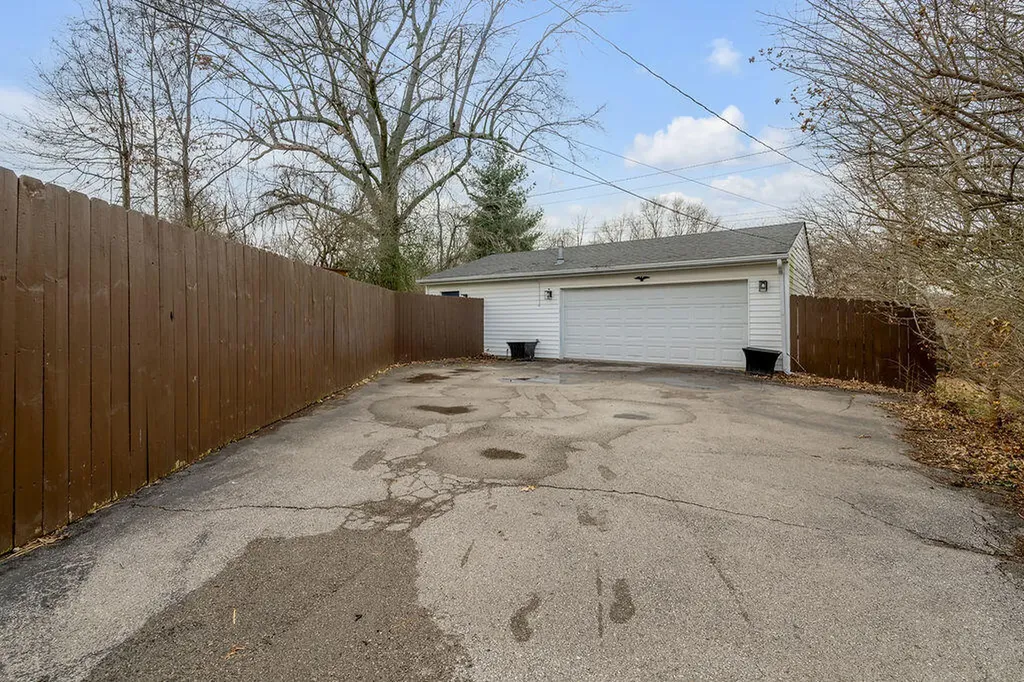 2063 Rainbow Road Lexington KY 40503