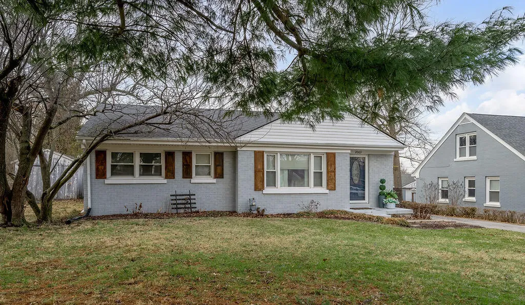 2063 Rainbow Road Lexington KY 40503