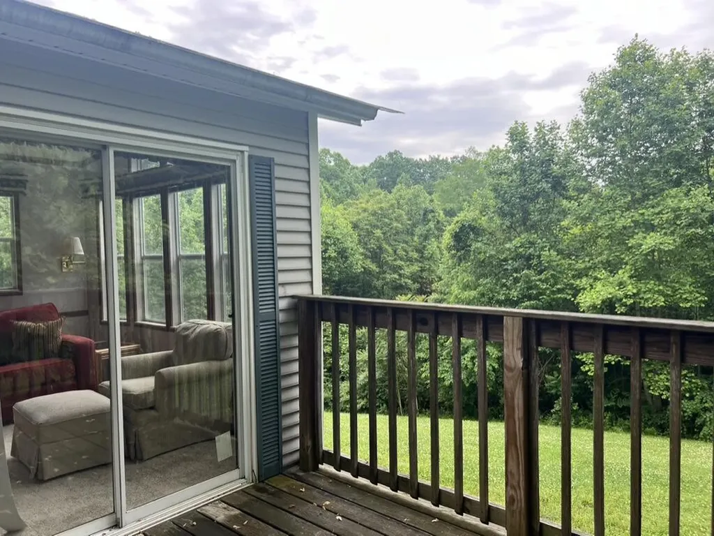 837 Crockett Road Russell Springs KY 42642