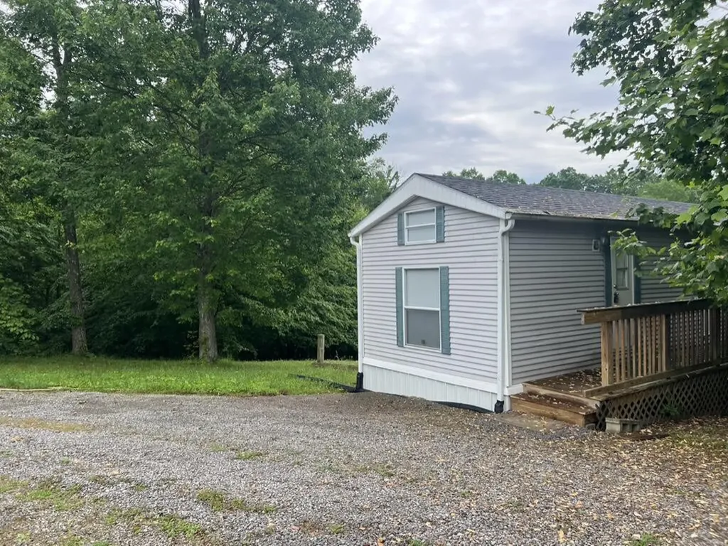 837 Crockett Road Russell Springs KY 42642
