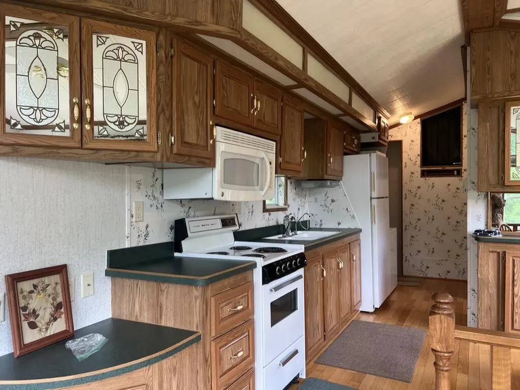 837 Crockett Road Russell Springs KY 42642