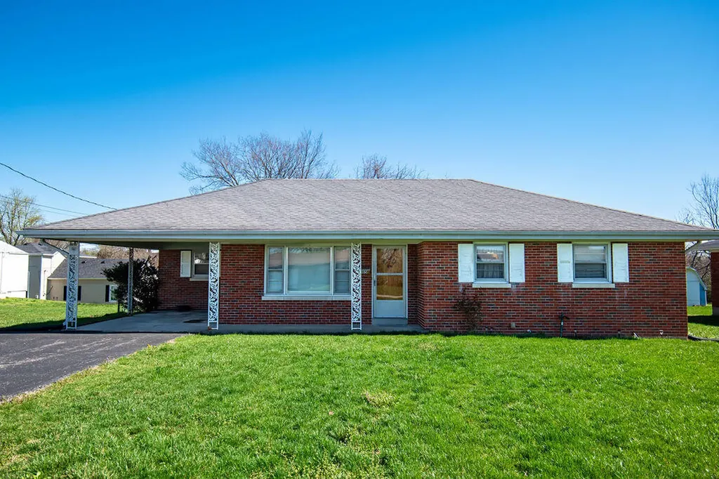 105 Lynnwood Drive Lancaster KY 40444