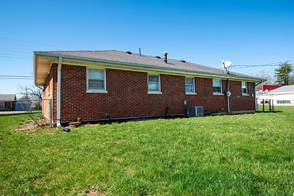 105 Lynnwood Drive Lancaster KY 40444