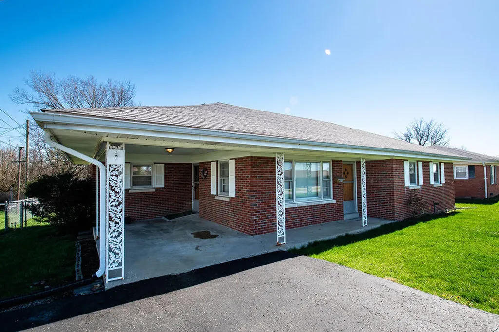 105 Lynnwood Drive Lancaster KY 40444