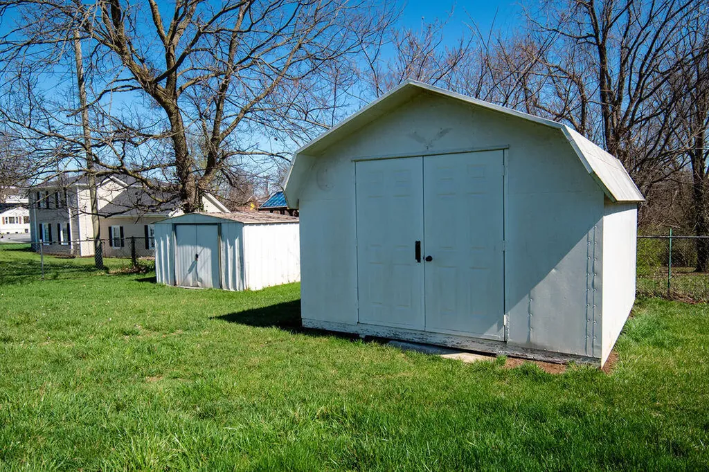 105 Lynnwood Drive Lancaster KY 40444