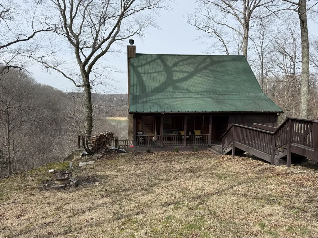 176 The Village Drive Nancy KY 42544