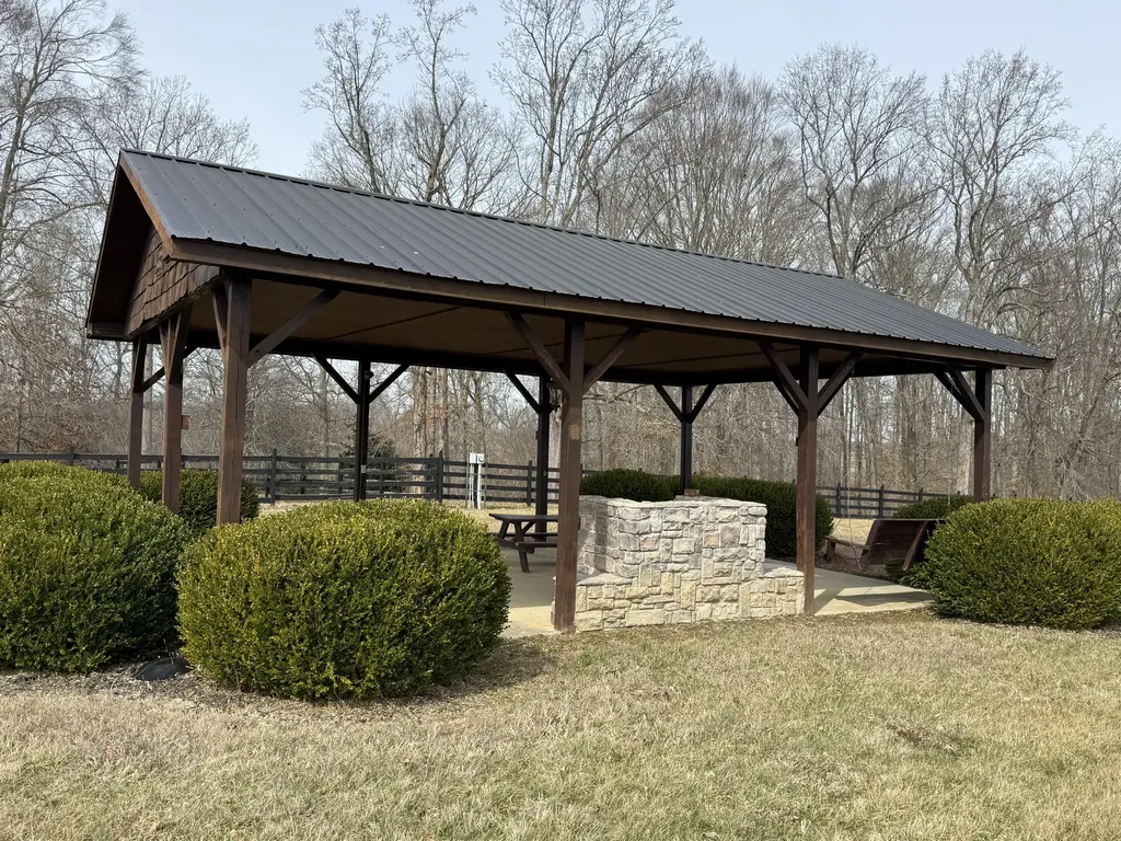 176 The Village Drive Nancy KY 42544