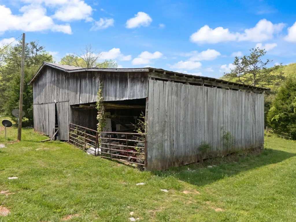 1371 Herrin Lane Somerset KY 42503