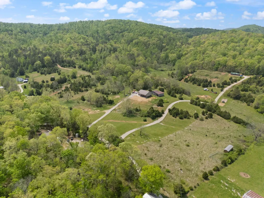 1371 Herrin Lane Somerset KY 42503
