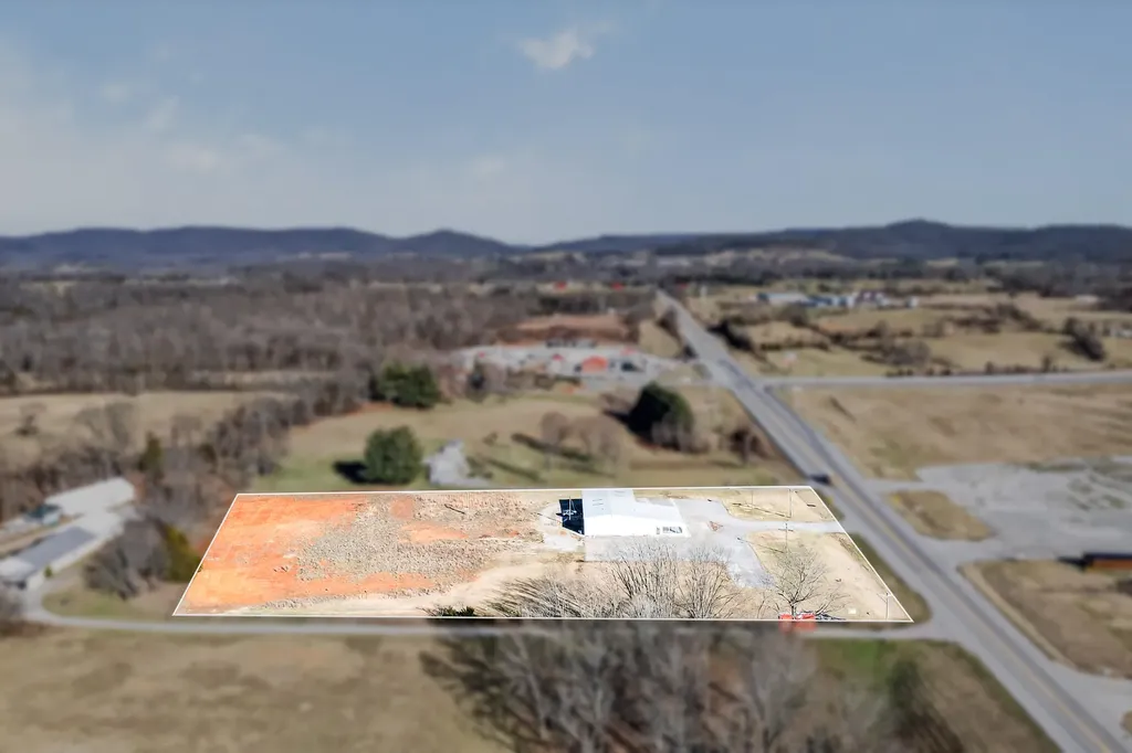 186 Kentucky 90 Albany KY 42602