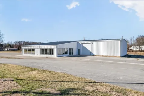 186 Kentucky 90 Albany KY 42602