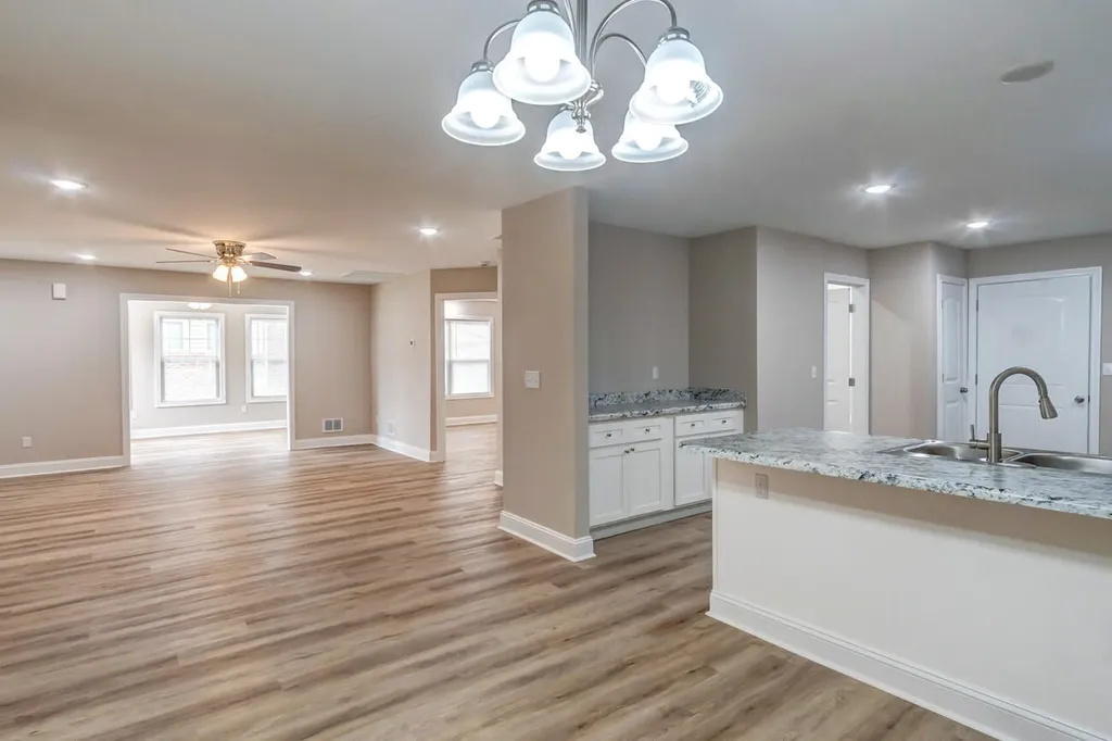 182 Garden Gate Drive Berea KY 40403