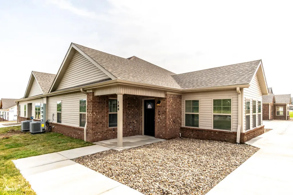 182 Garden Gate Drive Berea KY 40403