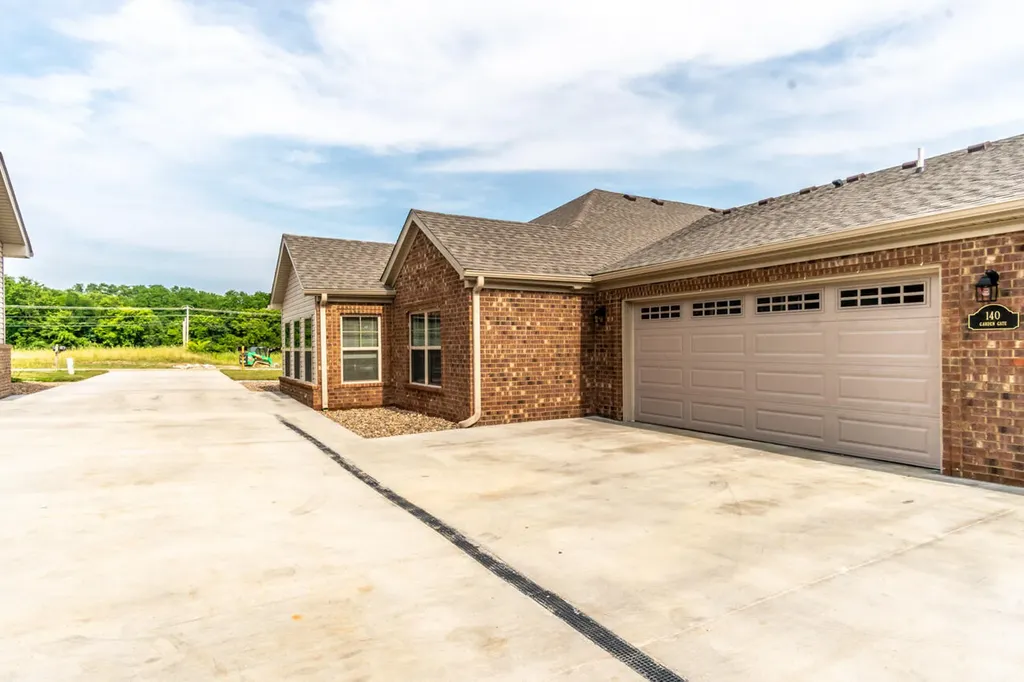 182 Garden Gate Drive Berea KY 40403