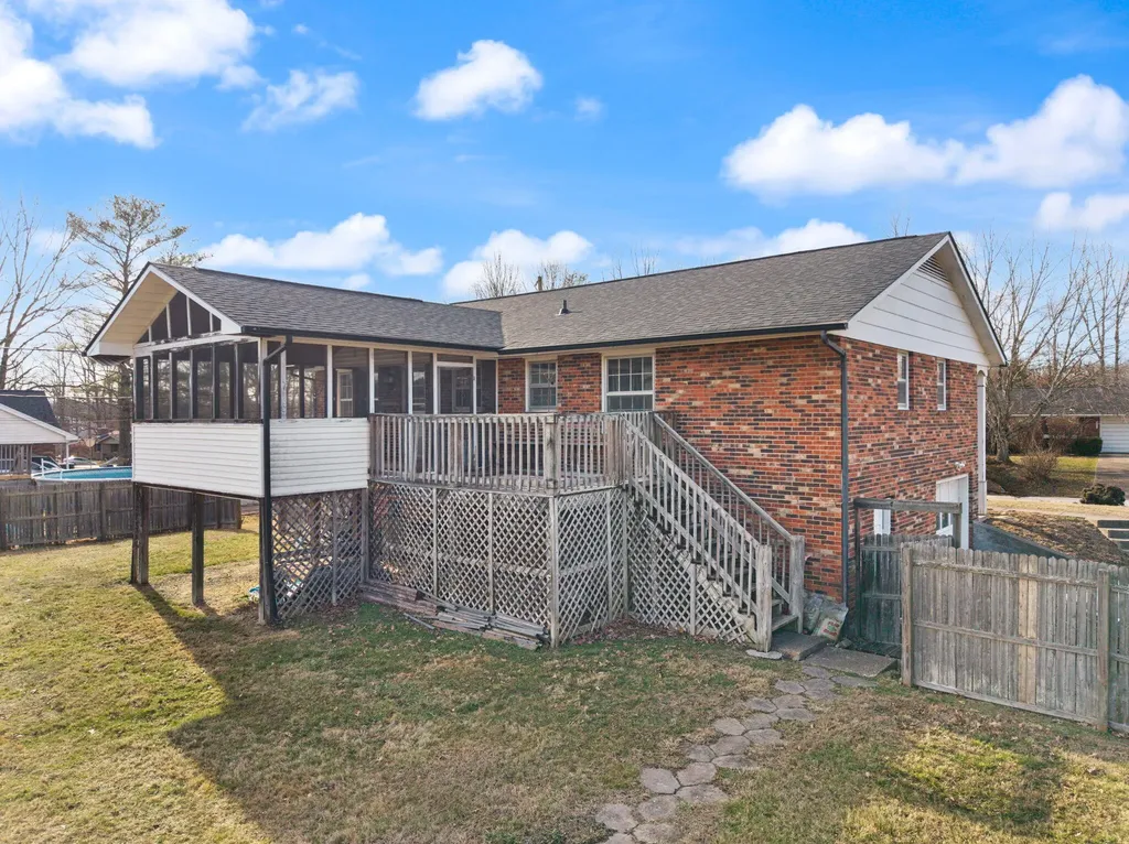 224 Circle Drive Morehead KY 40351