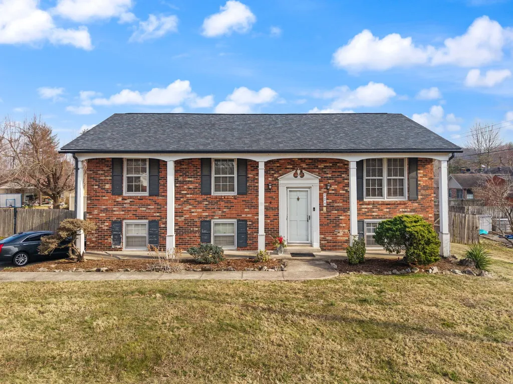 224 Circle Drive Morehead KY 40351