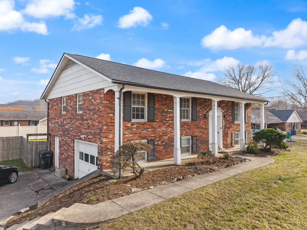 224 Circle Drive Morehead KY 40351