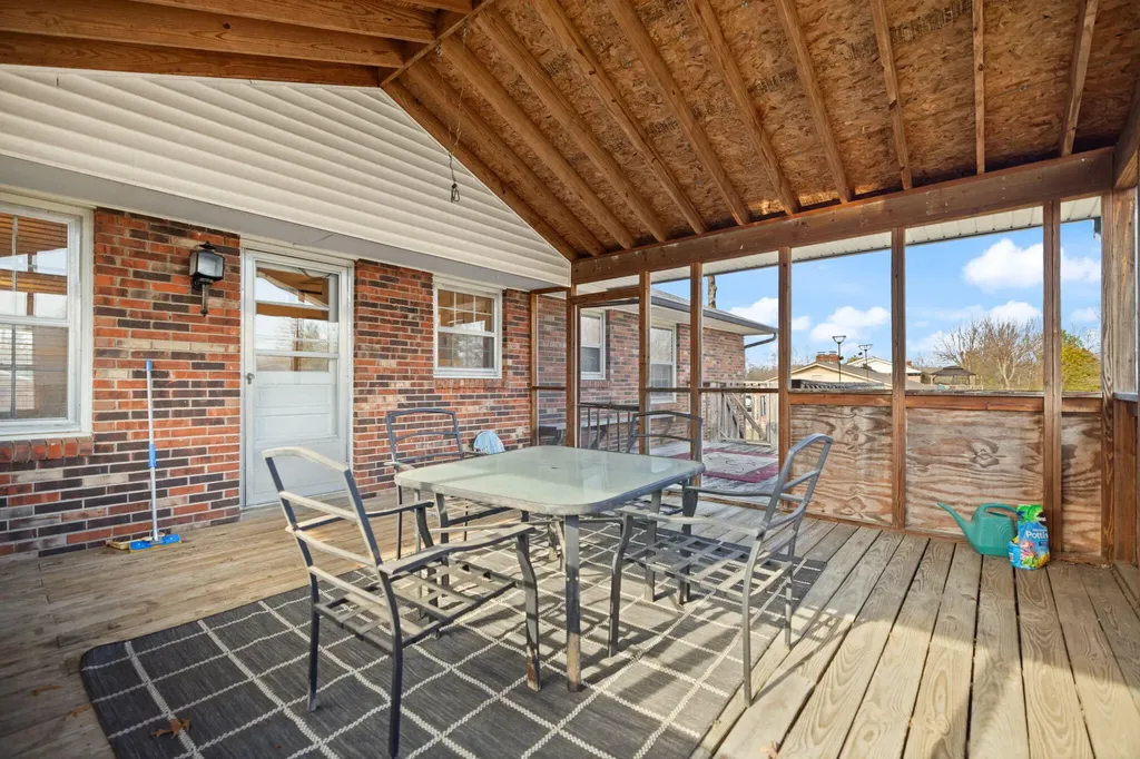 224 Circle Drive Morehead KY 40351