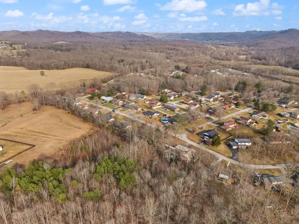 224 Circle Drive Morehead KY 40351