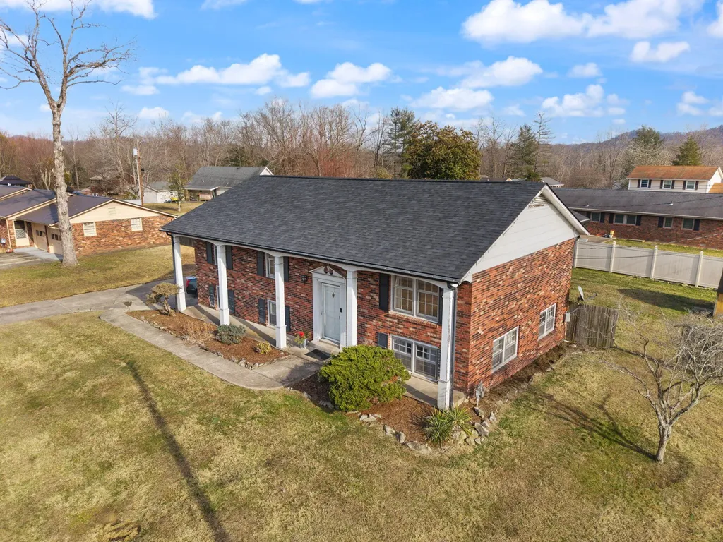 224 Circle Drive Morehead KY 40351