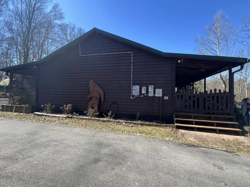 215 Old Log Lick Road Winchester KY 40391