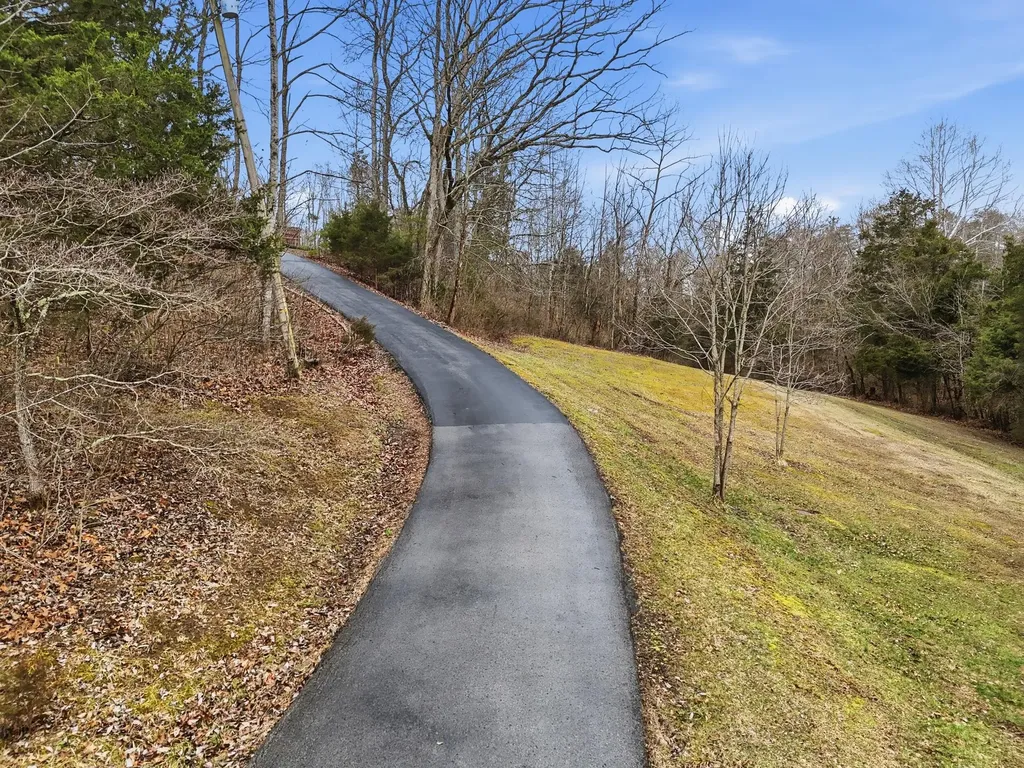 215 Old Log Lick Road Winchester KY 40391