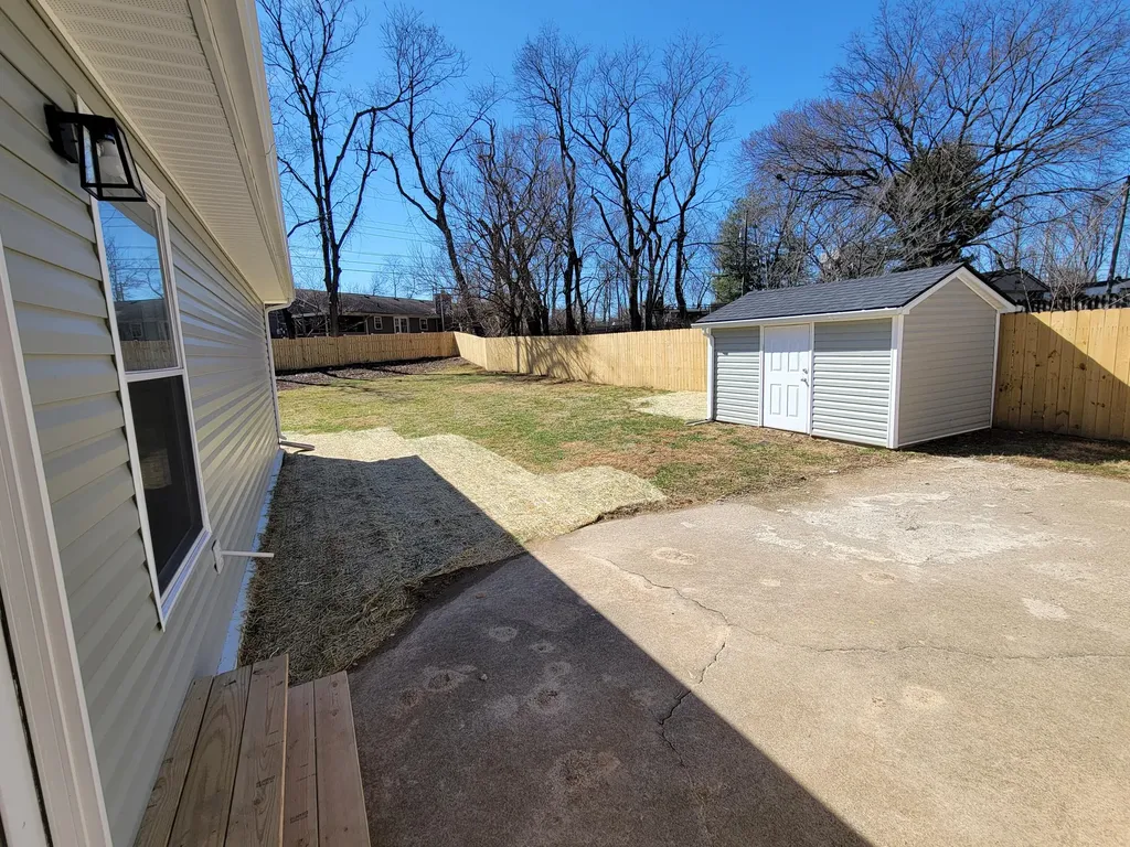 722 Seattle Drive Lexington KY 40503