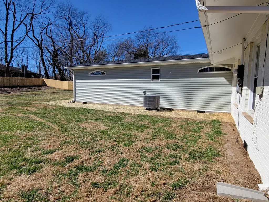 722 Seattle Drive Lexington KY 40503