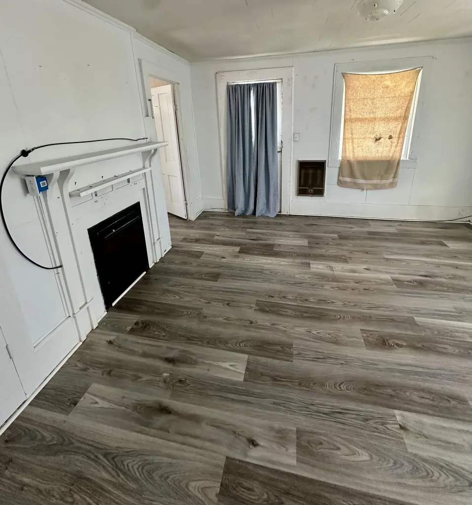 556 W Columbia Avenue Monticello KY 42633