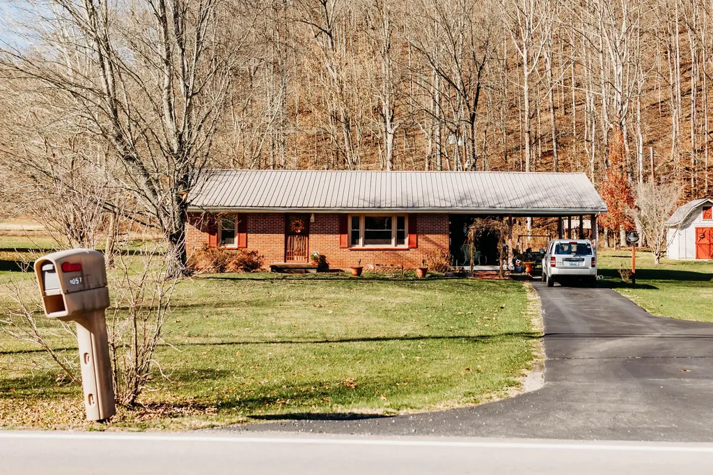 1057 Ky-36 Highway Frenchburg KY 40322