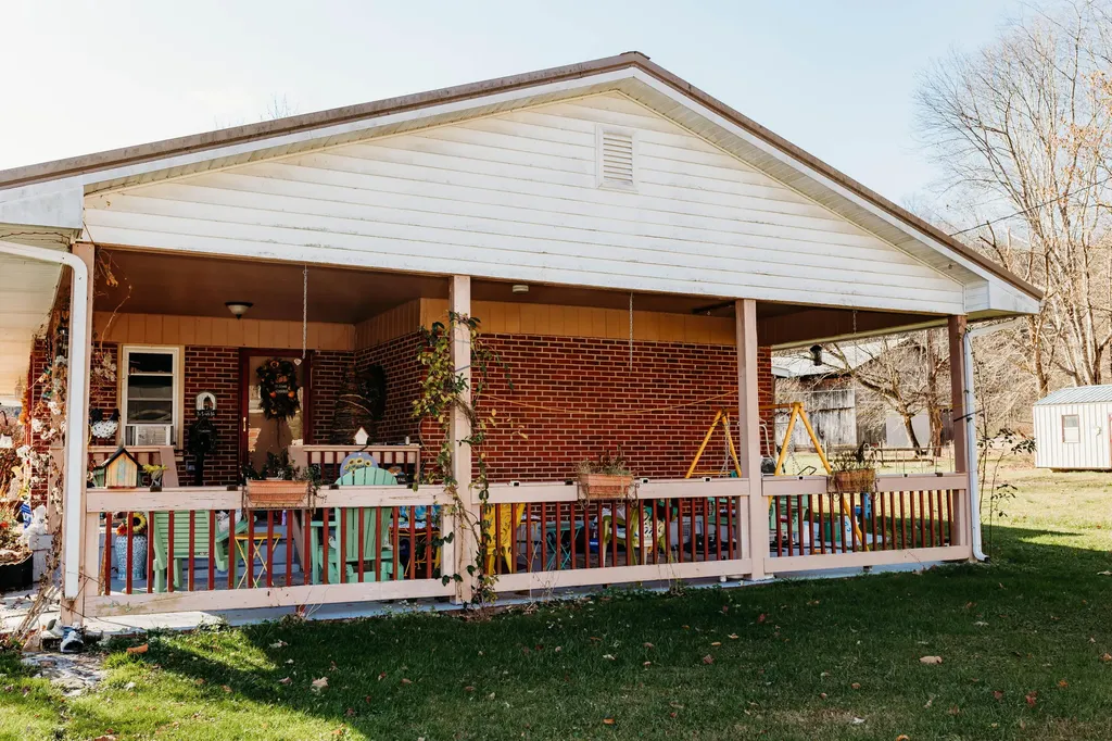 1057 Ky-36 Highway Frenchburg KY 40322