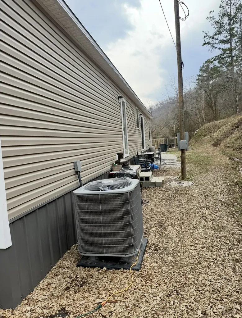 2701 Kentucky 30 Booneville KY 41314