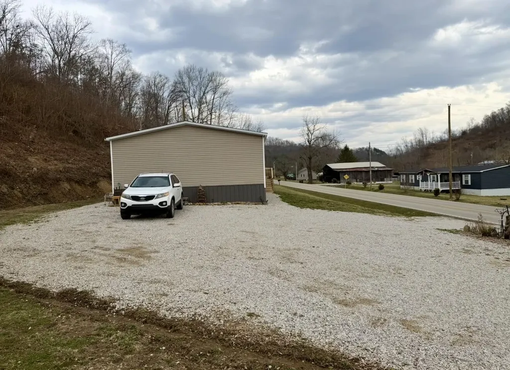 2701 Kentucky 30 Booneville KY 41314