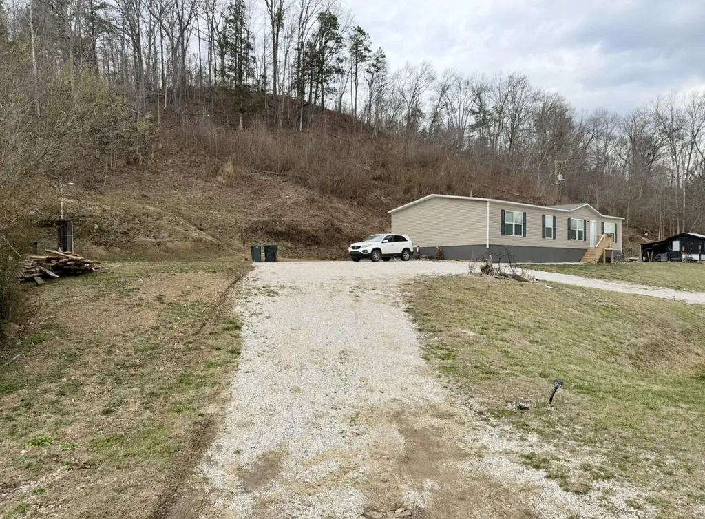 2701 Kentucky 30 Booneville KY 41314