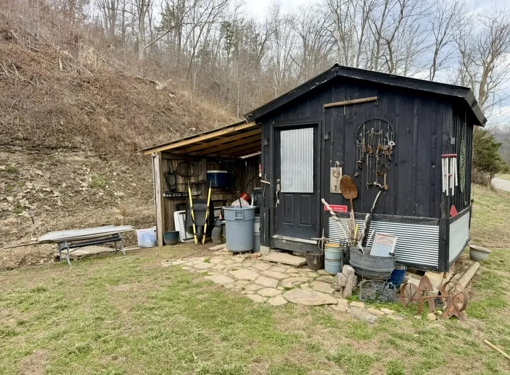 2701 Kentucky 30 Booneville KY 41314