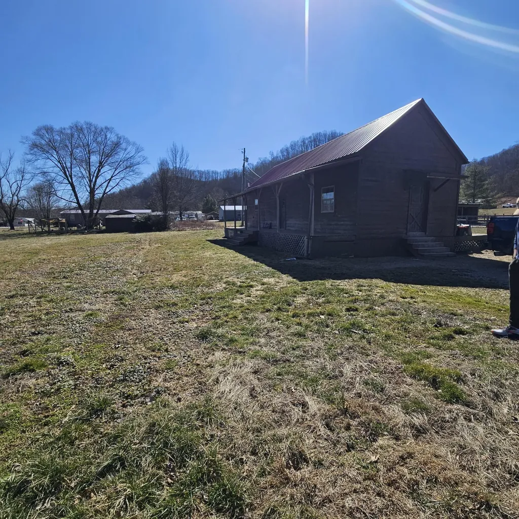 25 Brookwood Lane Morehead KY 40351