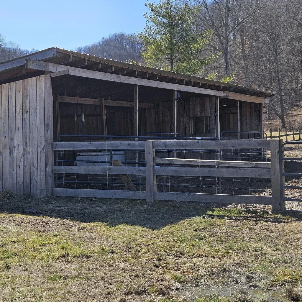 25 Brookwood Lane Morehead KY 40351
