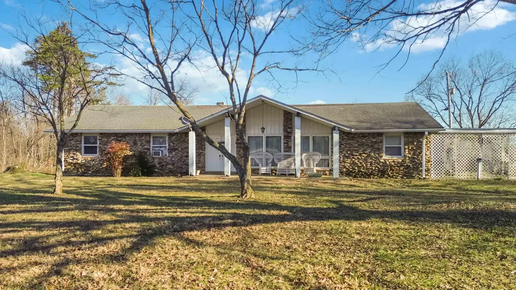 1012 Ky-674 Monticello KY 42633