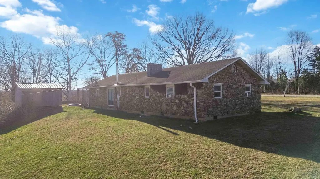1012 Ky-674 Monticello KY 42633