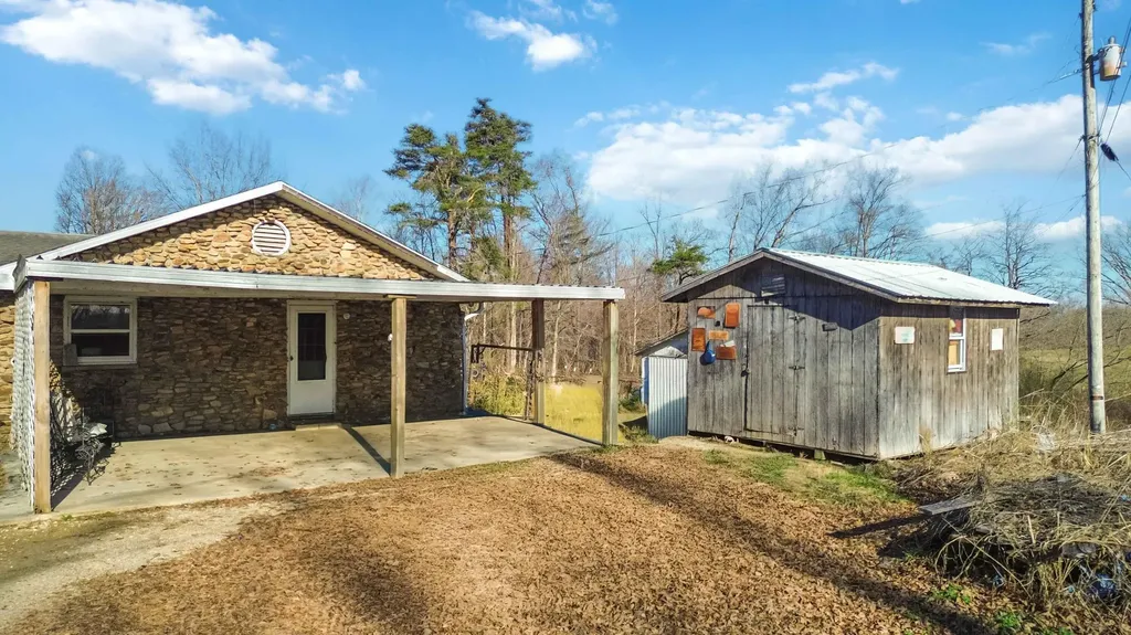 1012 Ky-674 Monticello KY 42633