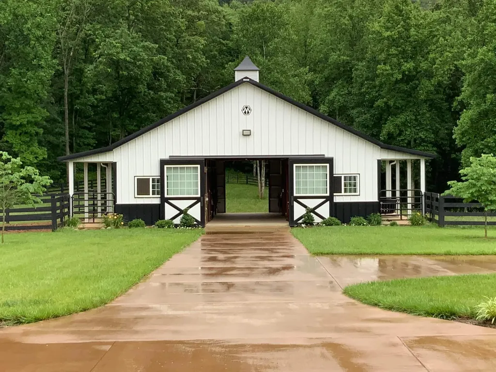 960 Jack Rakes Road Bradfordsville KY 40009
