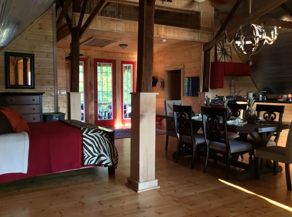 960 Jack Rakes Road Bradfordsville KY 40009