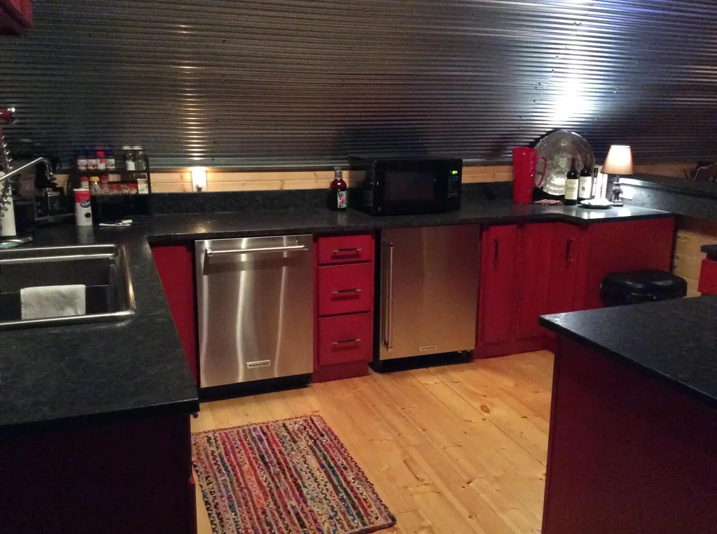 960 Jack Rakes Road Bradfordsville KY 40009