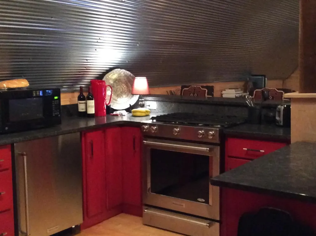 960 Jack Rakes Road Bradfordsville KY 40009