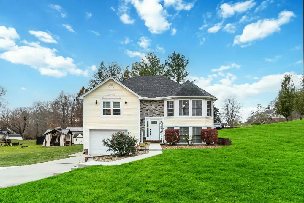 31 Daisy Drive London KY 40744